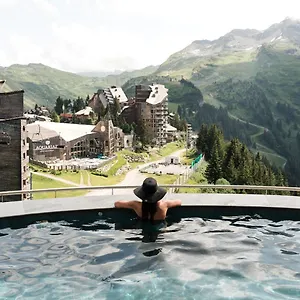 **** Hotel Mil8 France