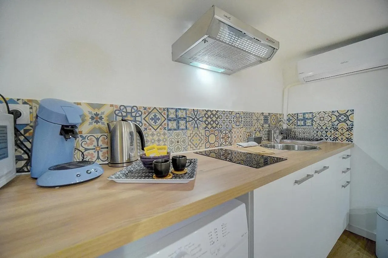 #31 Comfy Place In The Old Town Balcony & Ac 2Min To Beach Apartment Nice France